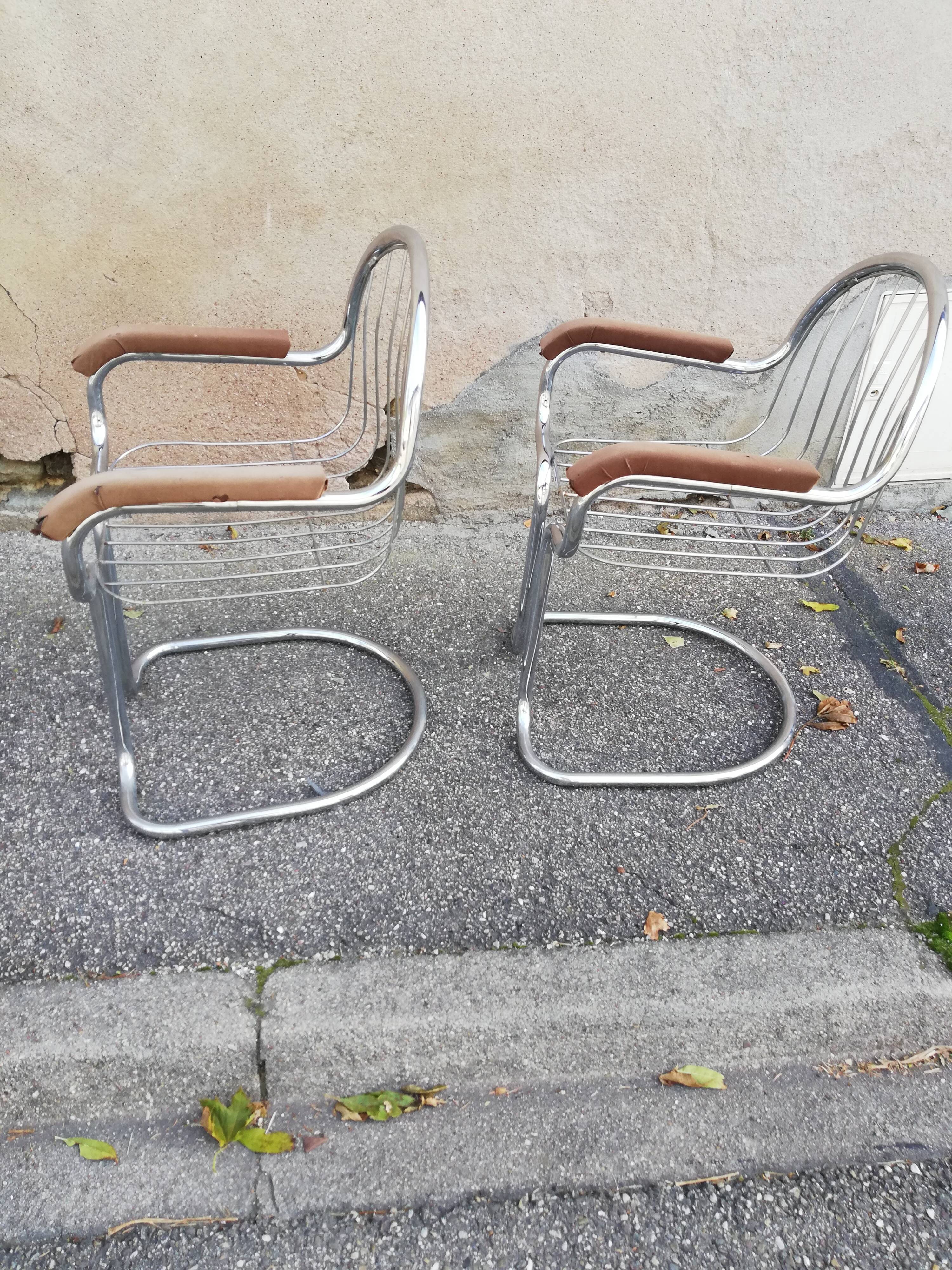 Paire de fauteuils vintage chrome