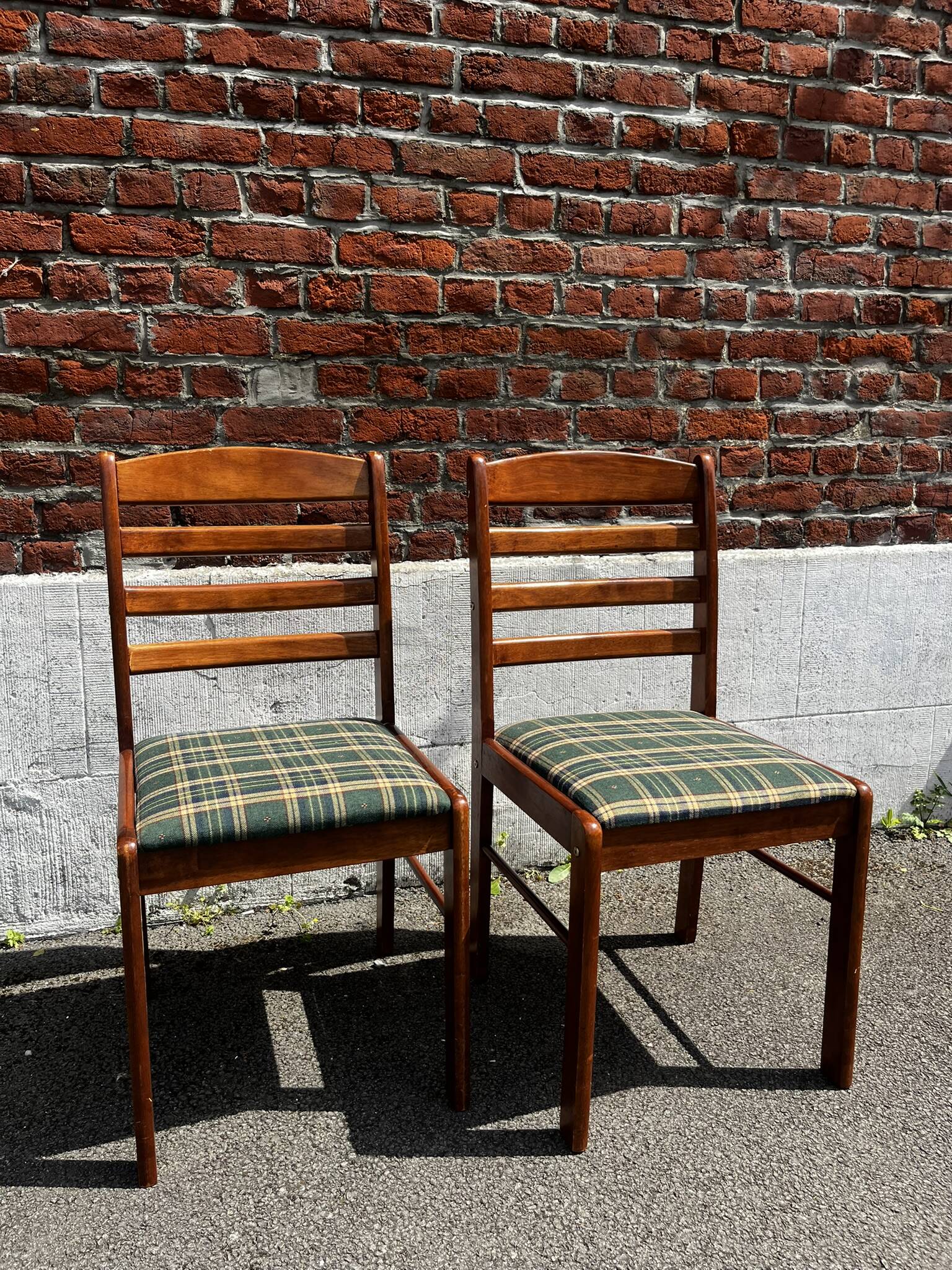 Lot of 3 vintage checkered wood and fabric chairs.