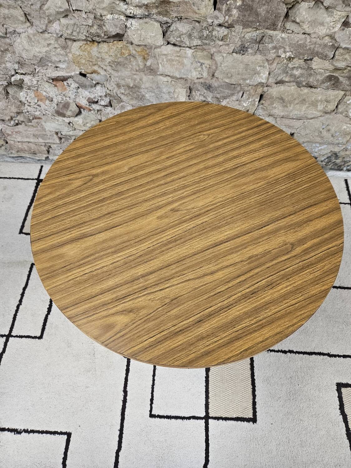 Vintage round coffee table 1970