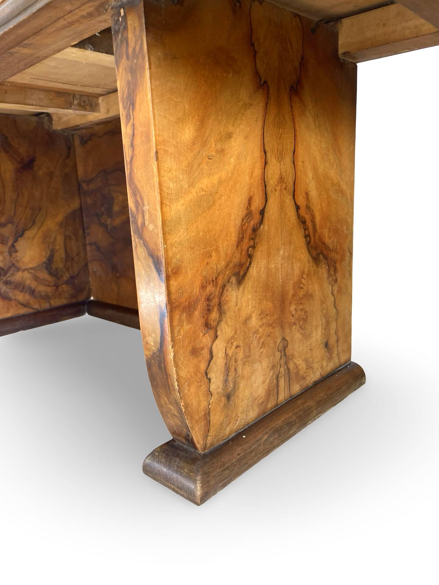 Italian burl walnut art deco console table, 1930s.