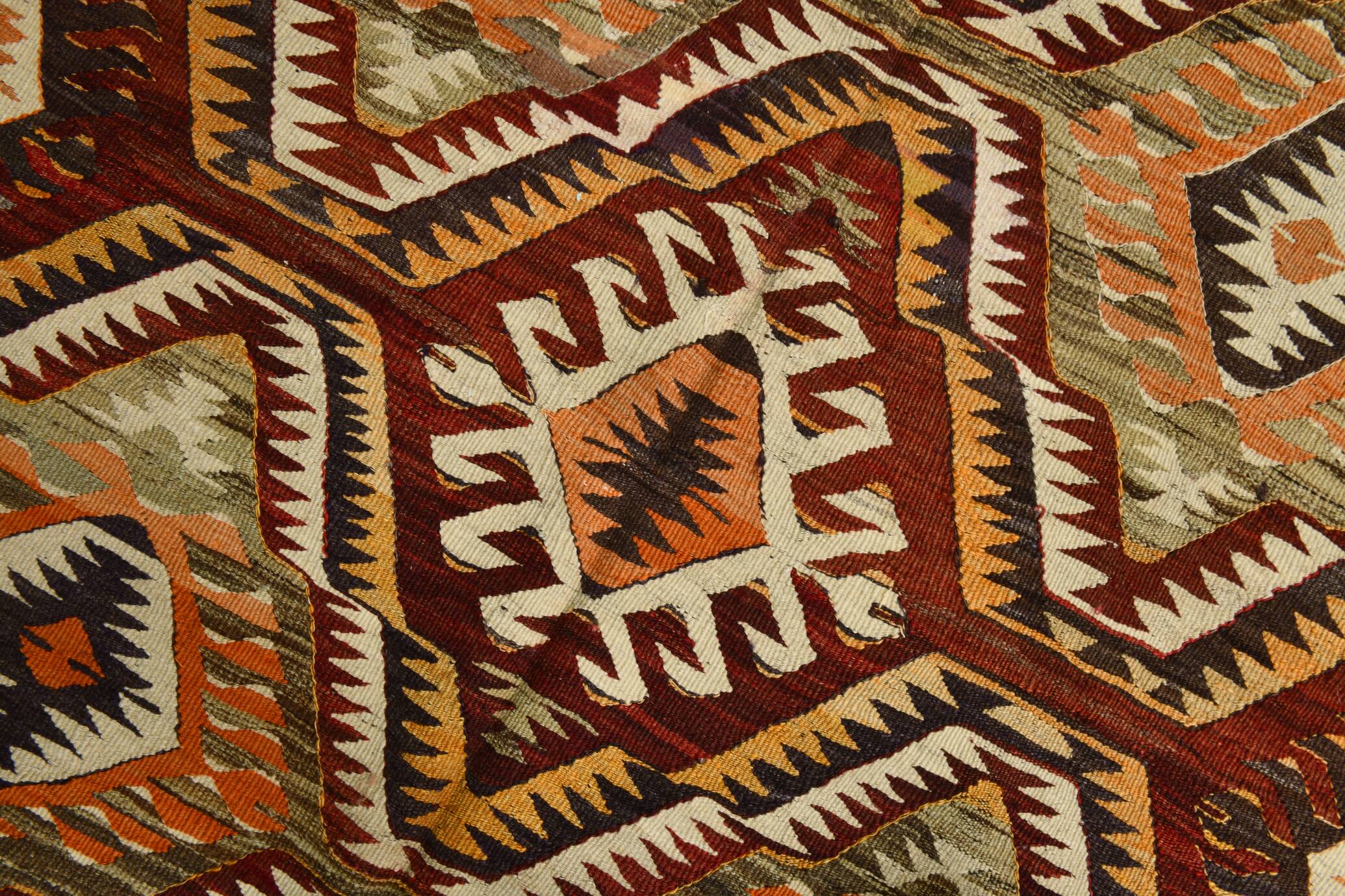 5x9 Dark Red & Cream Turkish Antique Kilim Rug, 150x271Cm