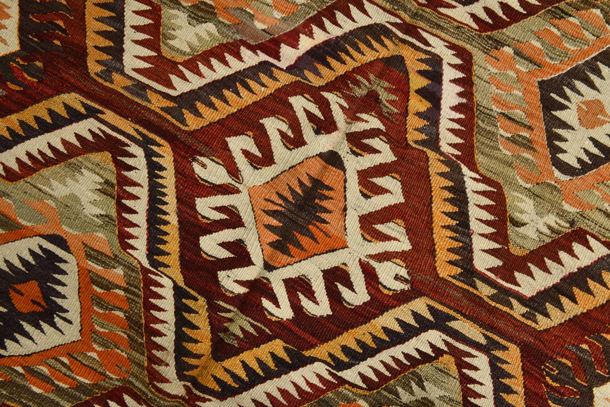 5x9 Dark Red & Cream Turkish Antique Kilim Rug, 150x271Cm