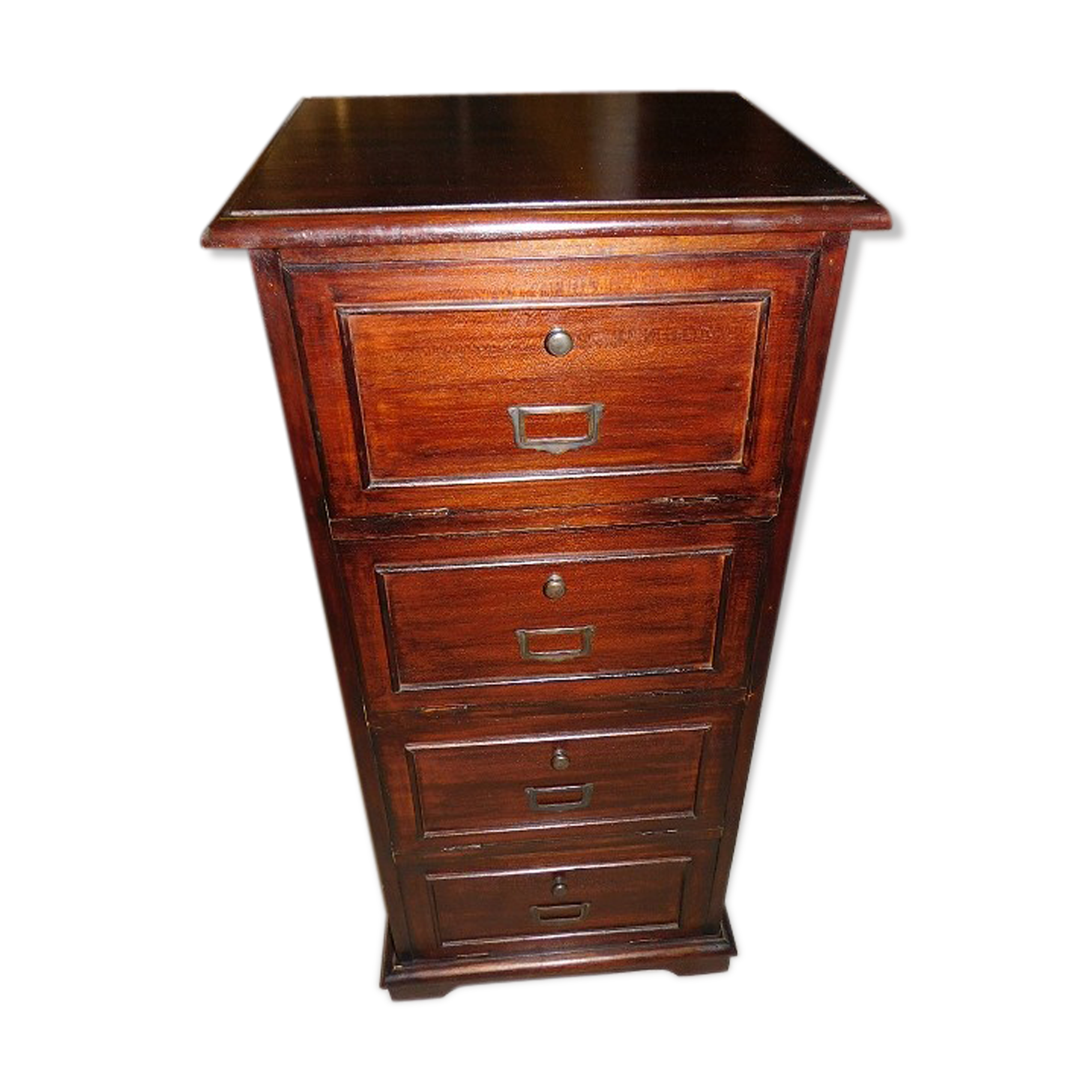 Classor has 4 massive mahogany cutters