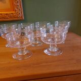 9 coupes en verre soufflé