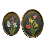 Set of 2 small oval paintings, flowers