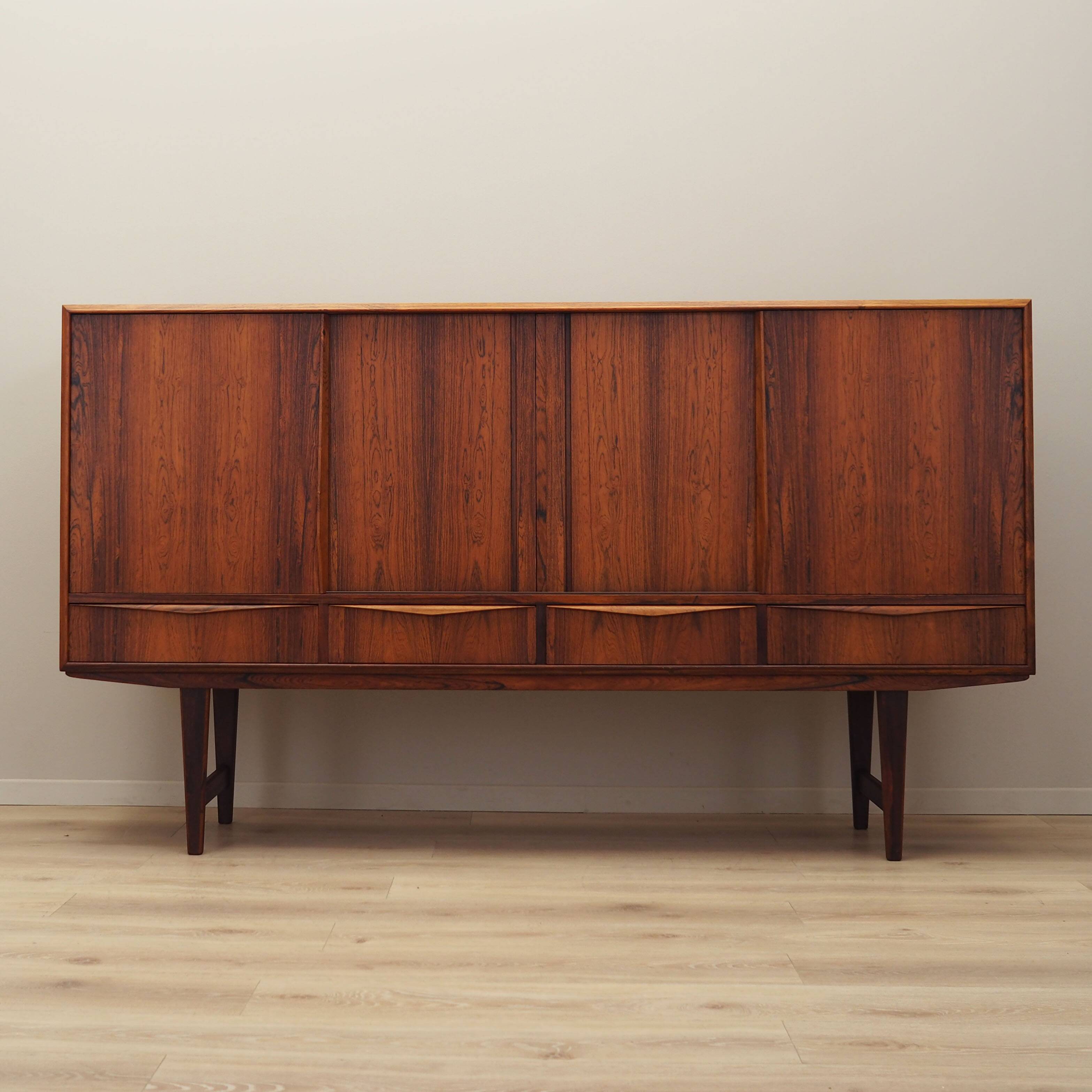 Enfilade en palissandre, design danois, années 1960, designer : E.W. Bach