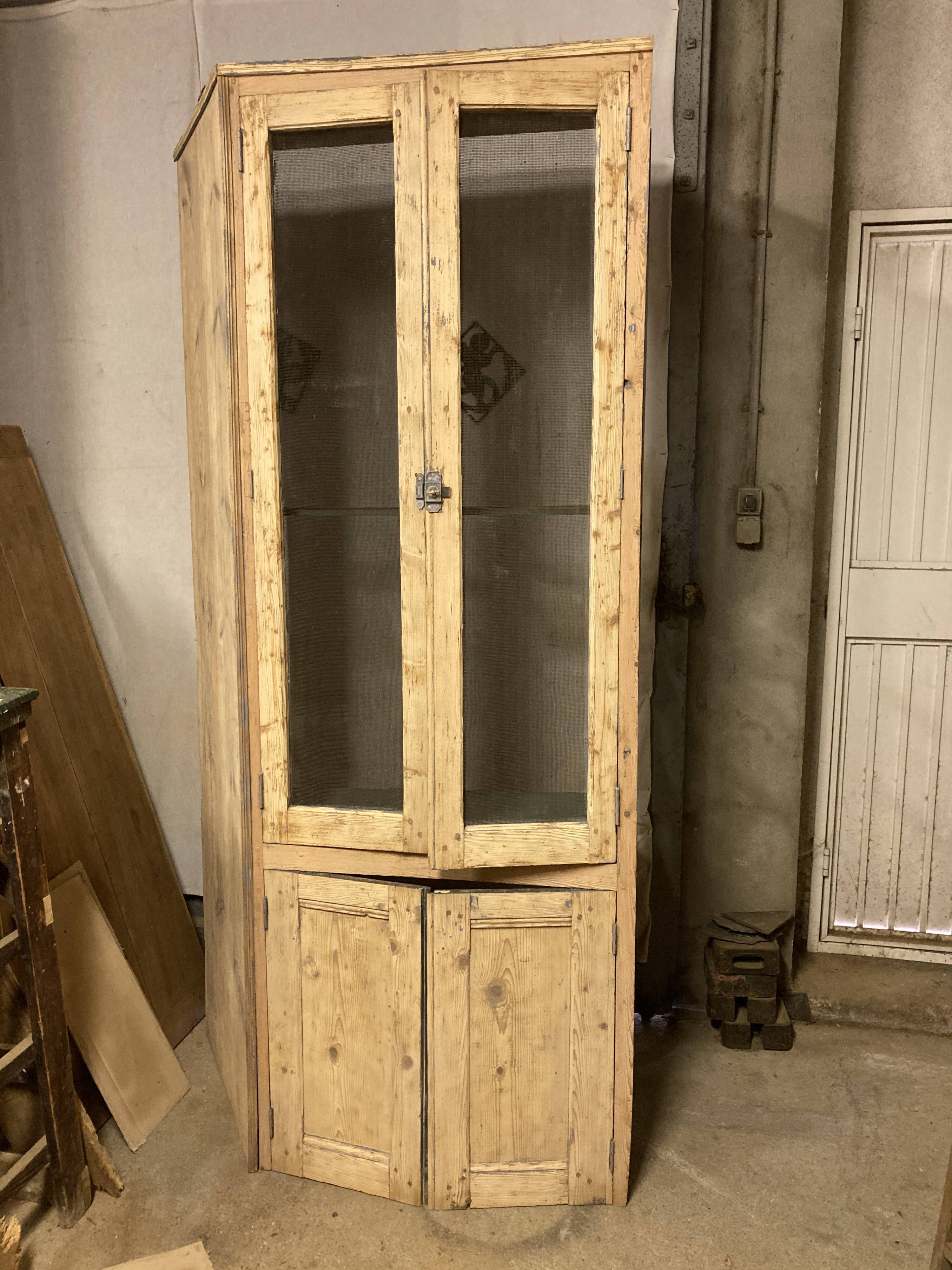 Store furniture façade