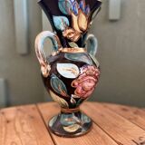 Vase à anse motif floral signé "Vallauris 610"