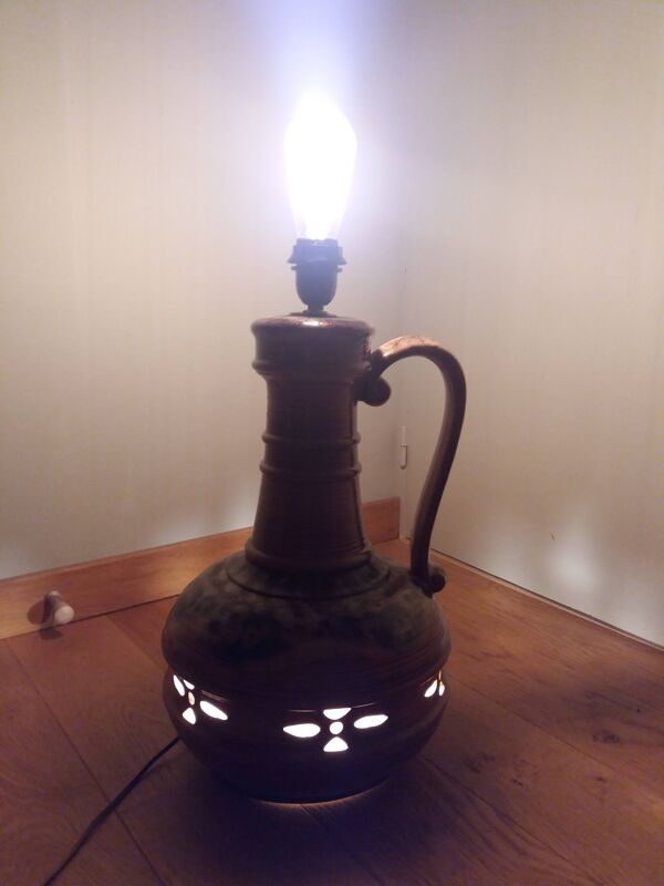 Lampe de sol double éclairage céramique ajourée fat lava