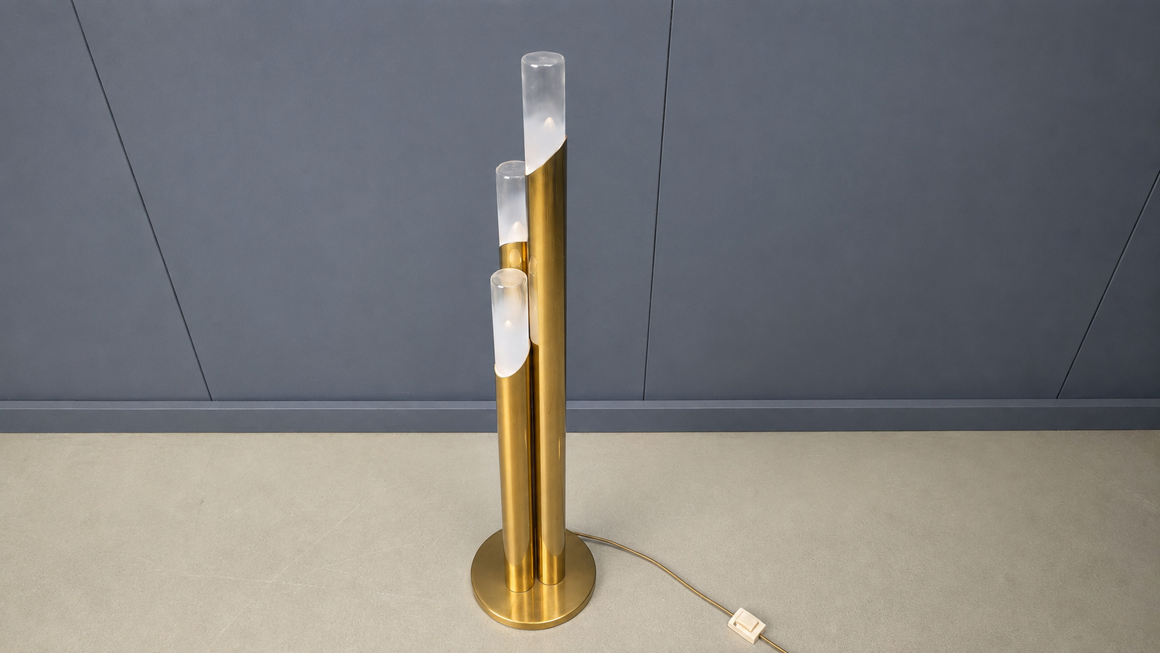 Lampadaire en laiton vintage et en verre de Murano, années 1970