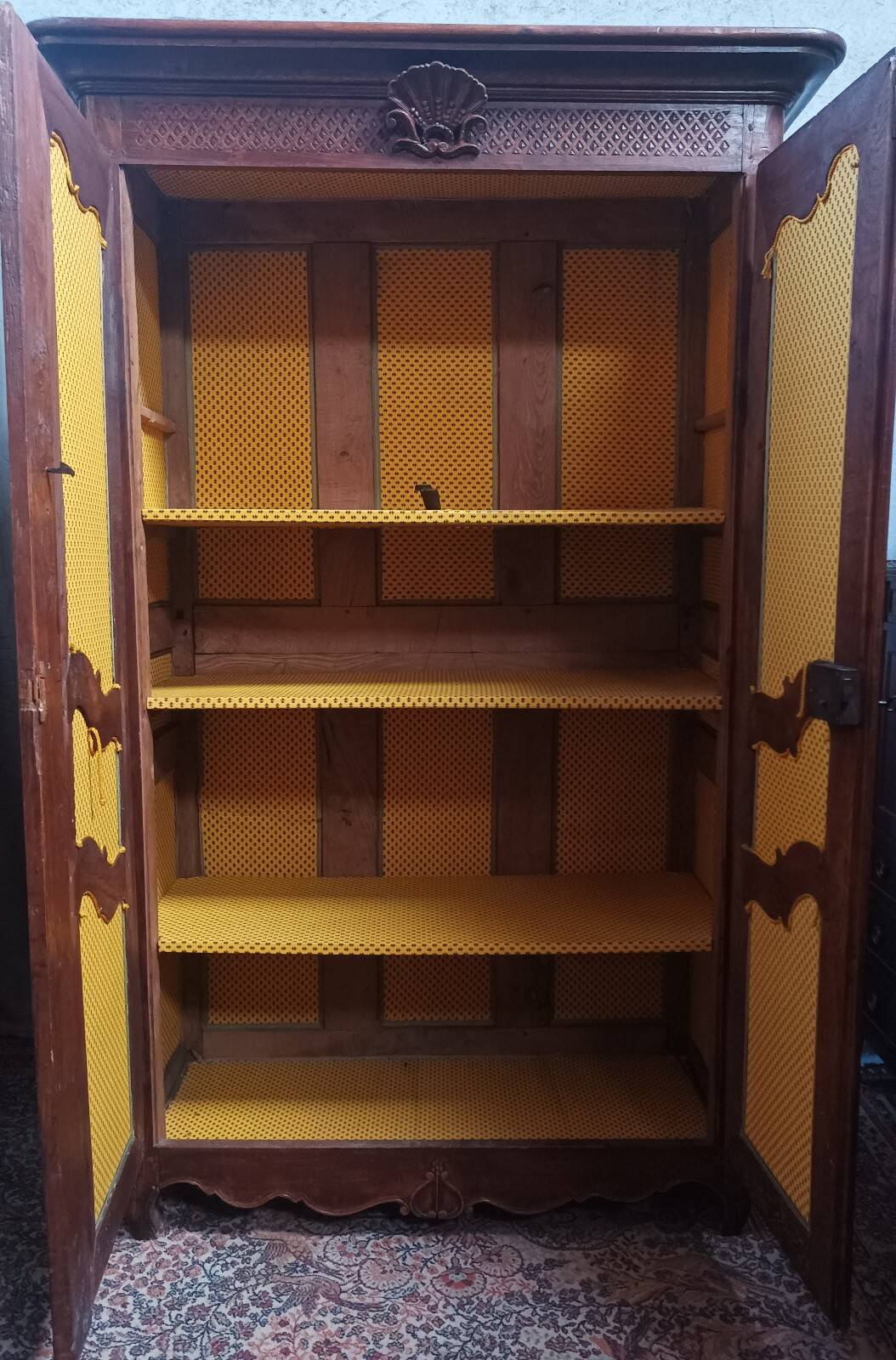 19th-century oak Renaissance wardrobe