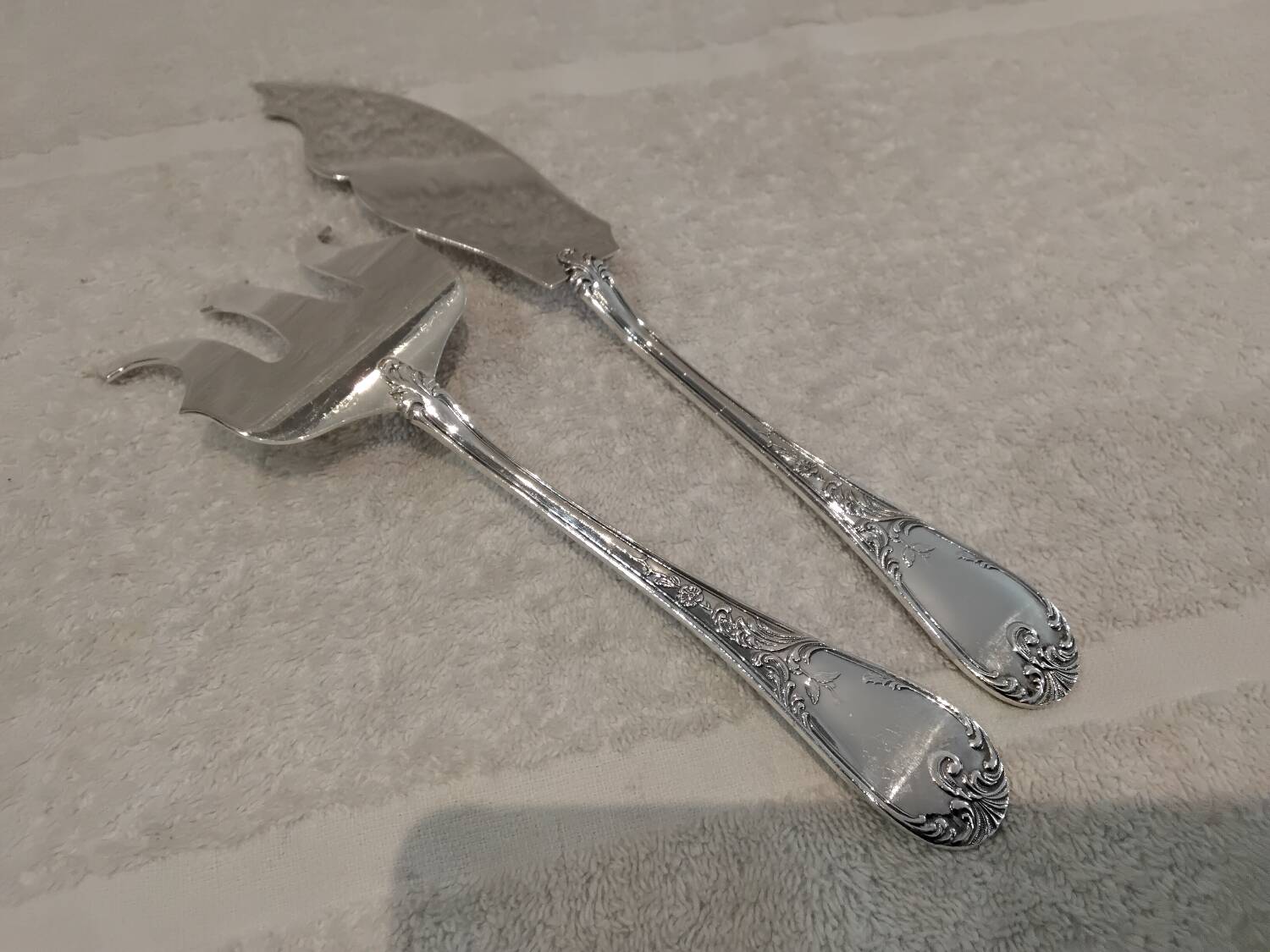 2-piece fish serving set, silver-plated metal, goldsmith V, rocaille marly