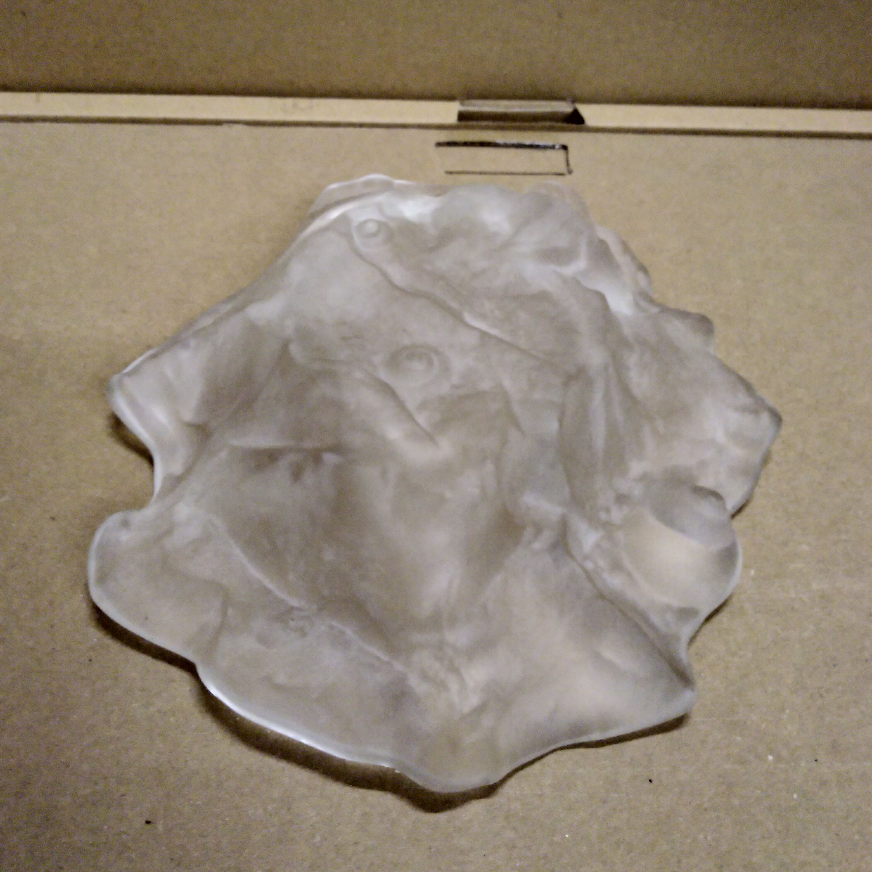 Empty pressed glass pocket 1970