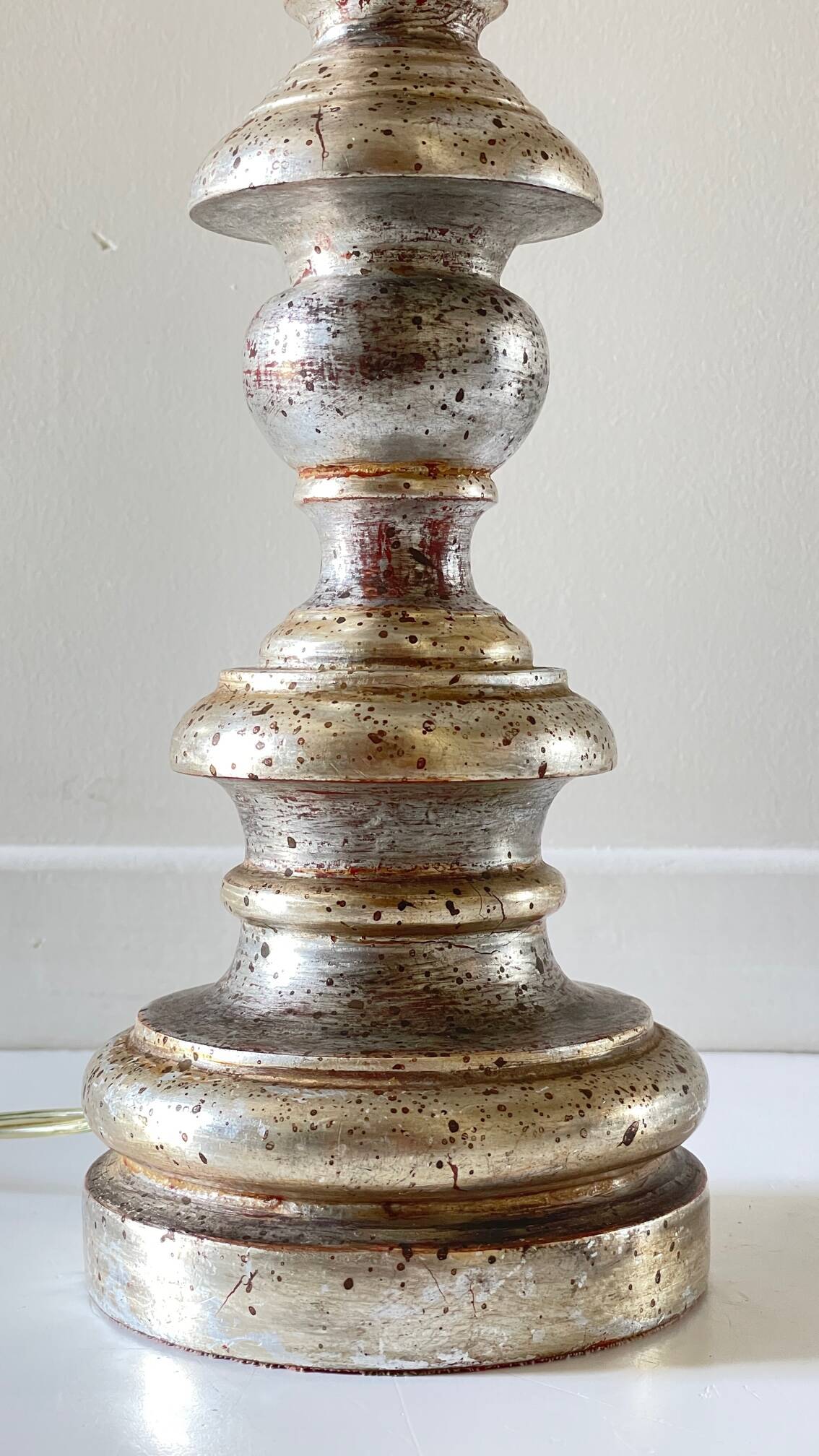 Lampe haute bois argenté l'acropole - paris