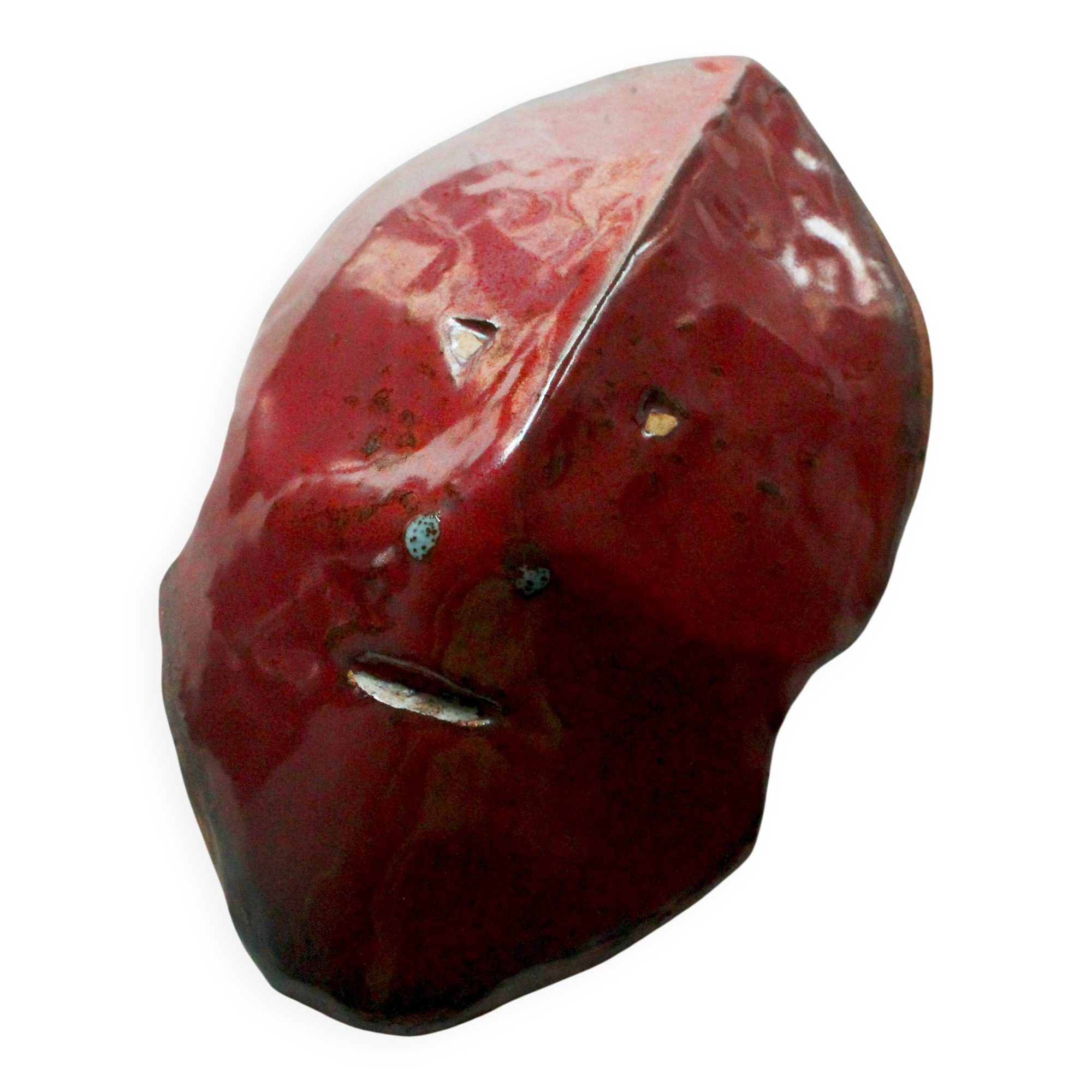 Masque en céramique émaillée rouge, dans le goût d'Accolay, années 50 / 60