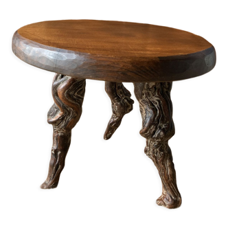 Round coffee table, vines