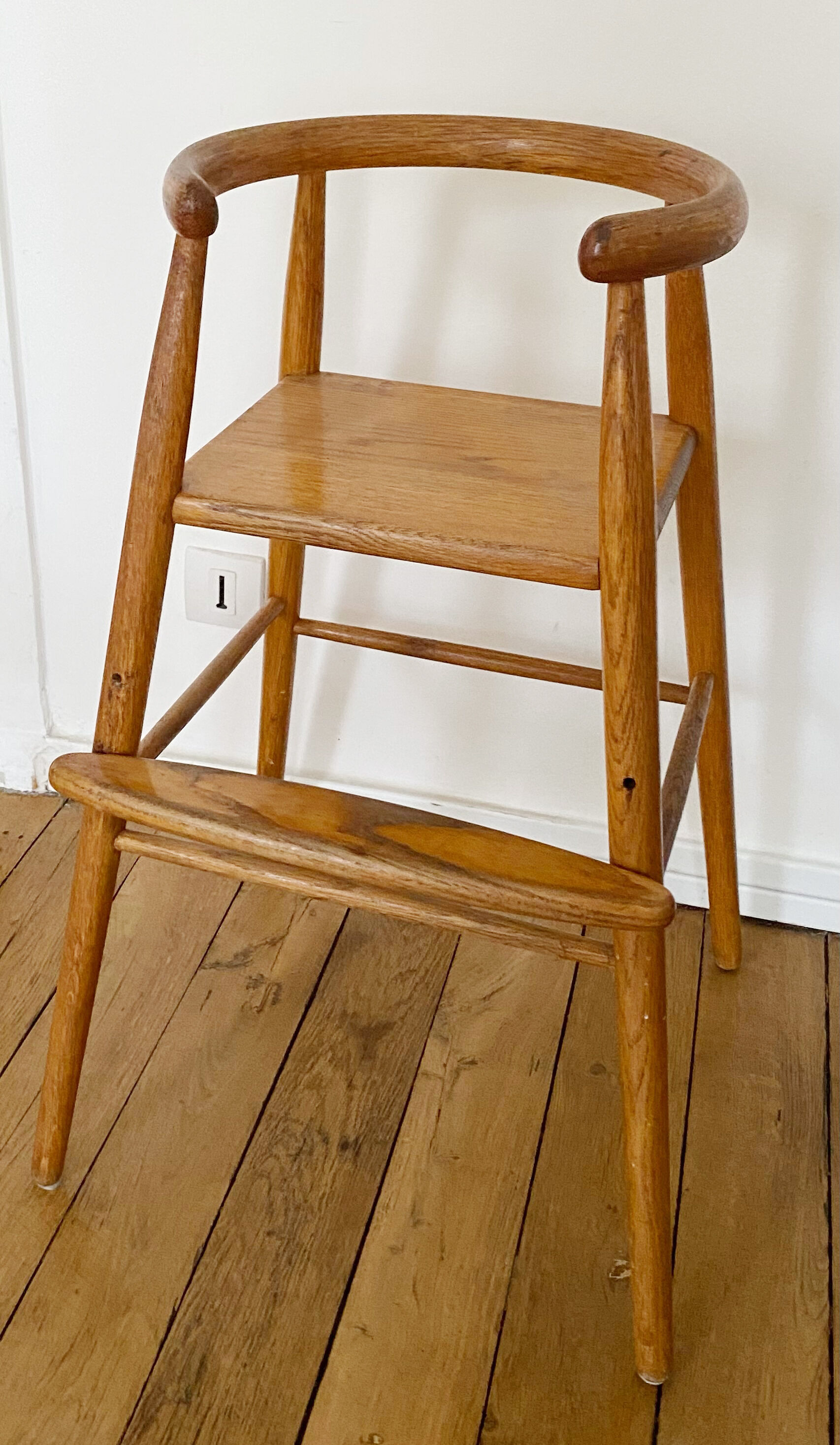 Children's high chair by Nanna Ditzel for Kold Savvaerk