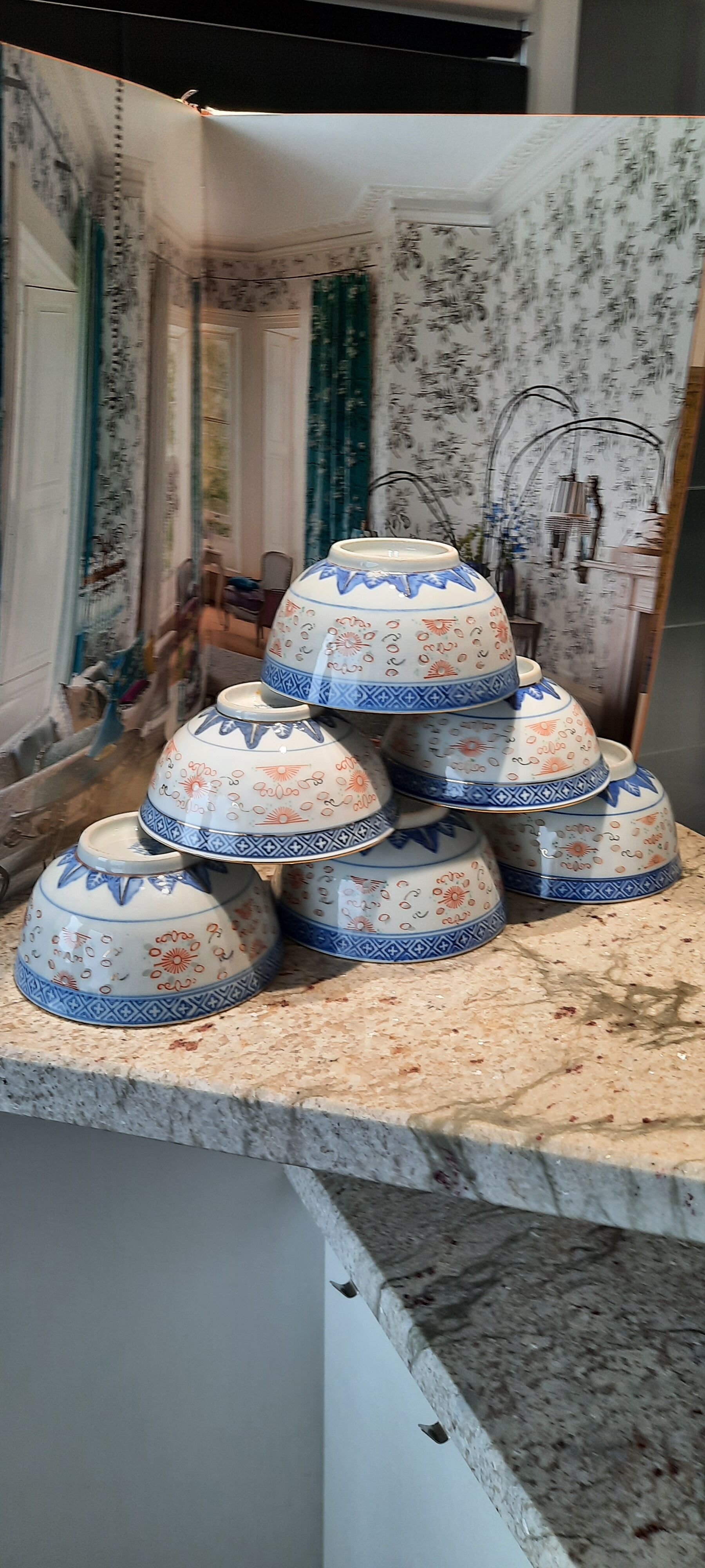 Chinese porcelain bowls