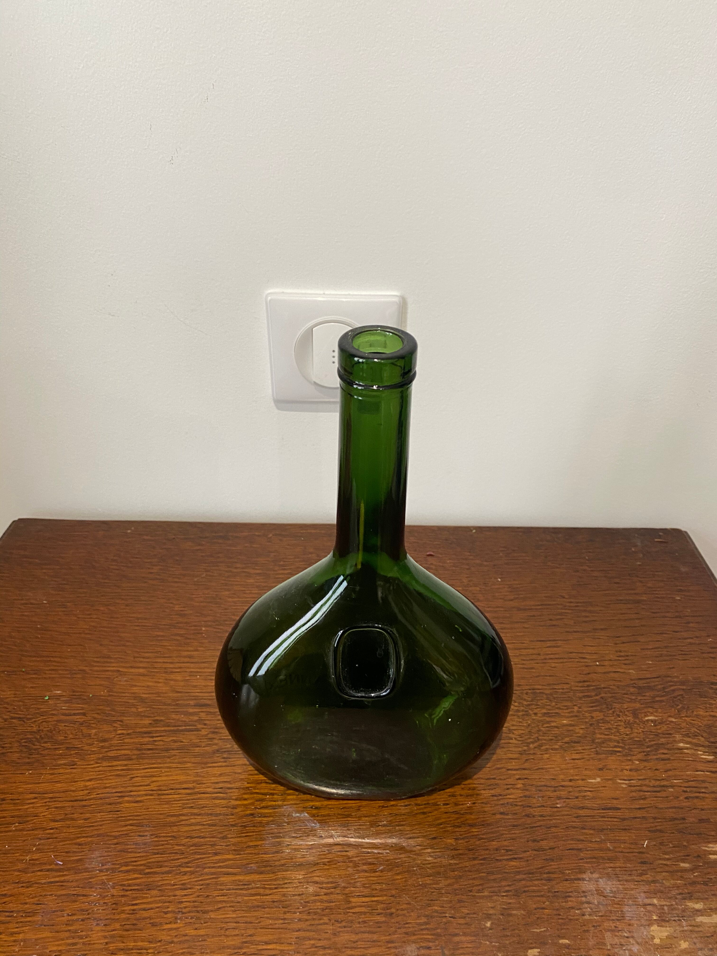 Carafe glass - olive green