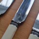Set of 12 bakelite knives