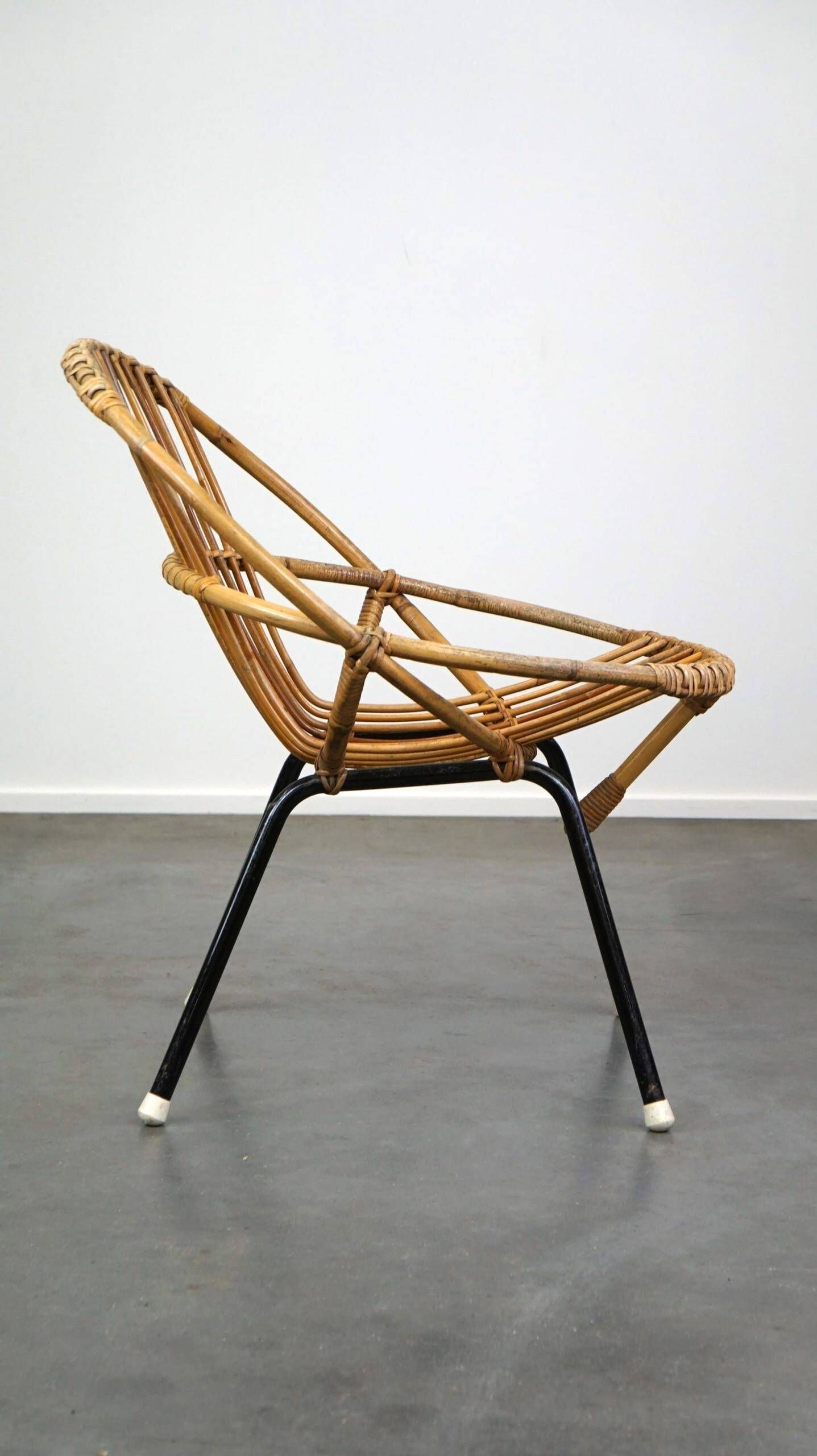 Vintage 1960s rattan Dutch design chair