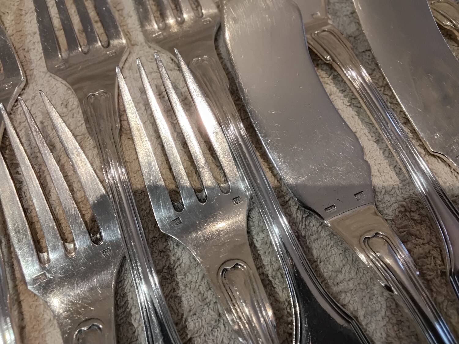 11 fish cutlery 23p silver plated metal goldsmith Cailar Bayard shell