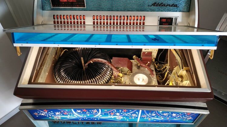 Jukebox wurlitzer model atlanta stereo of 1972 revised+teleorder and compile 80