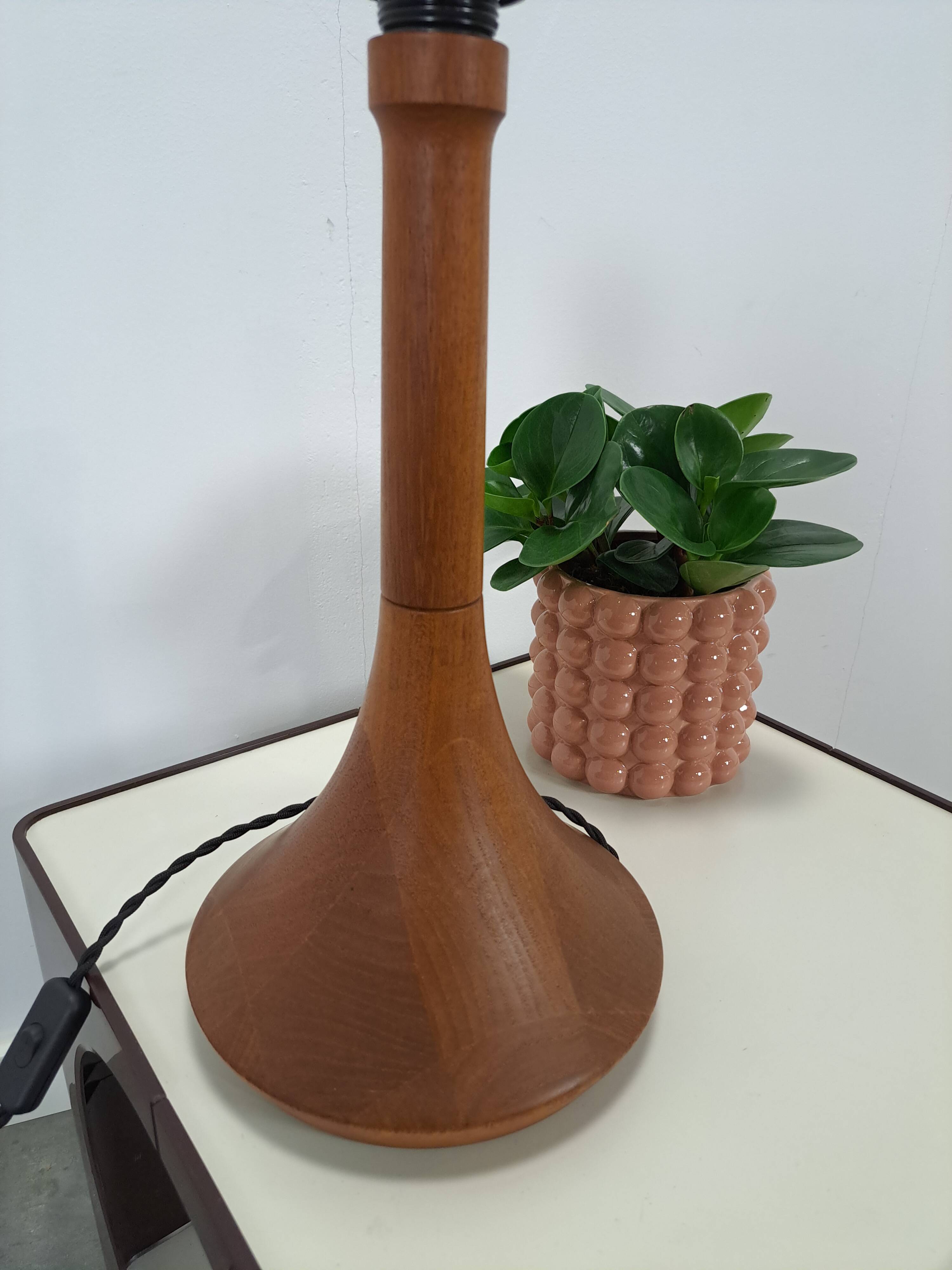 Teak houten lampenvoet vintage