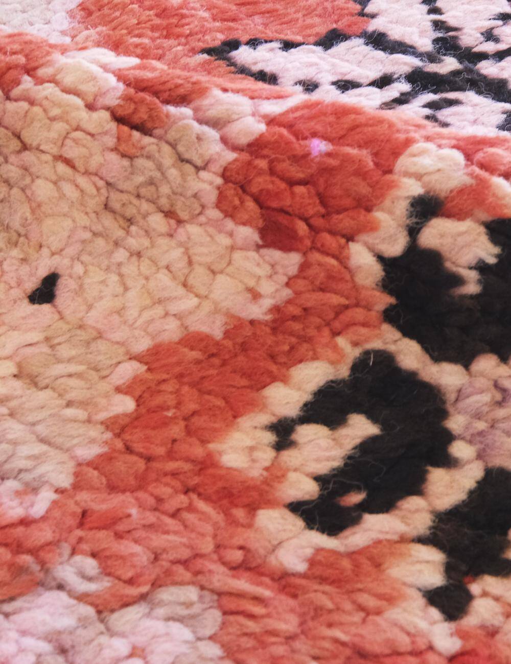 Vintage Coral Rug - 340 x 194 cm