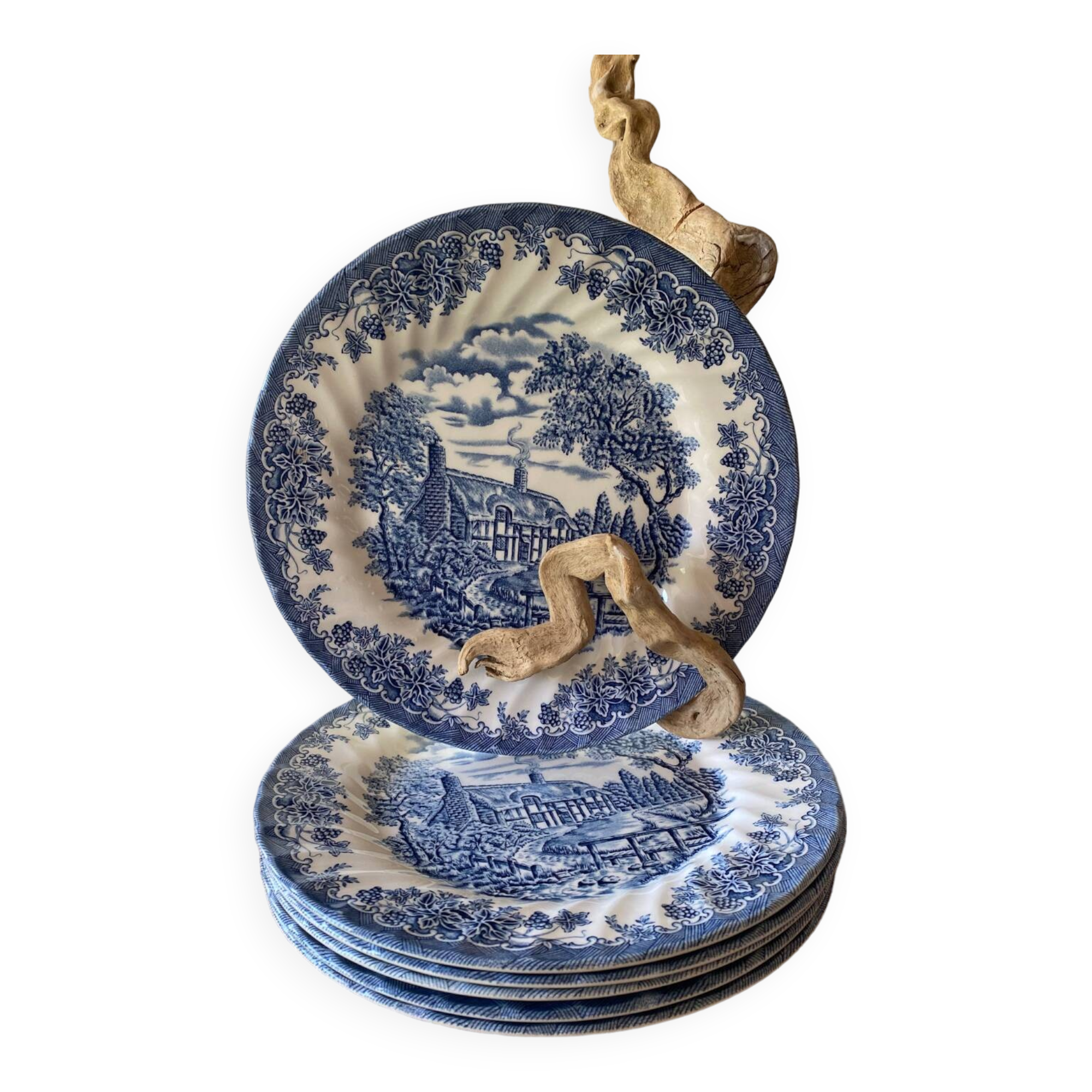 6 Churchill dinner plates