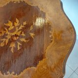 Inlaid pedestal table
