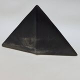 Soliflore vase in black ceramic pyramid or manta ray design