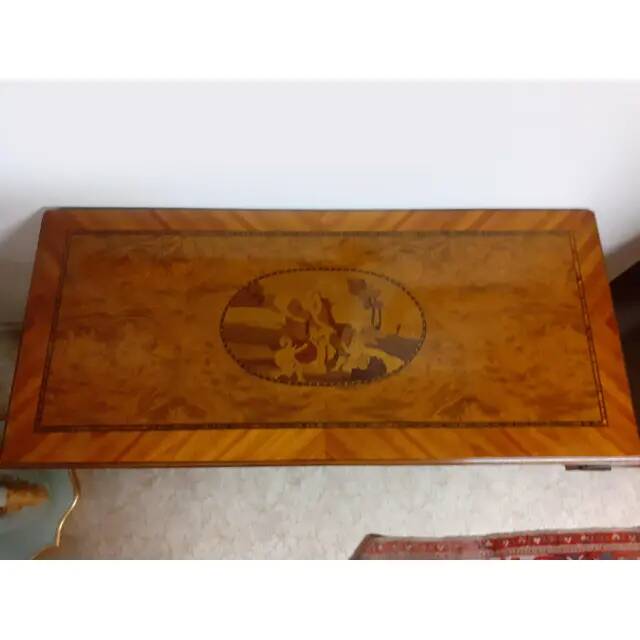 Mid 20th-Century Inlaid Italian Chest of Drawers