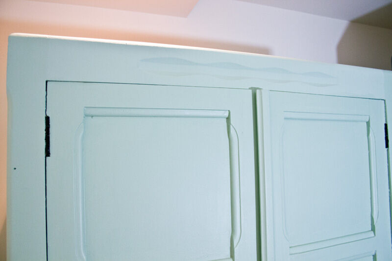 Armoire parisienne vert d'eau