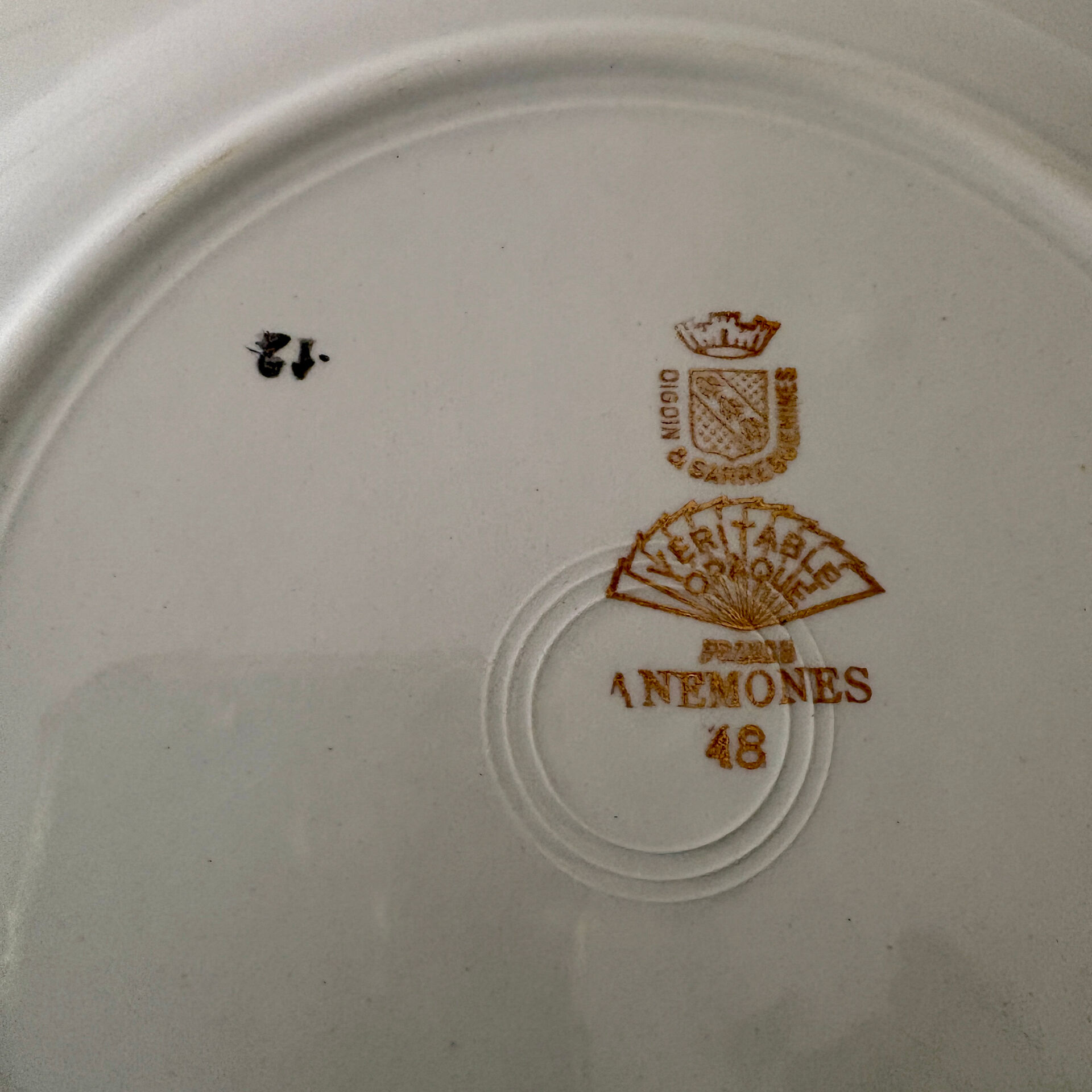 Set of 6 vintage deep plates, Anemone pattern from Digoin Sarreguem.