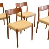 Ensemble de 4 chaises de salle à manger danoises en teck "Borup".