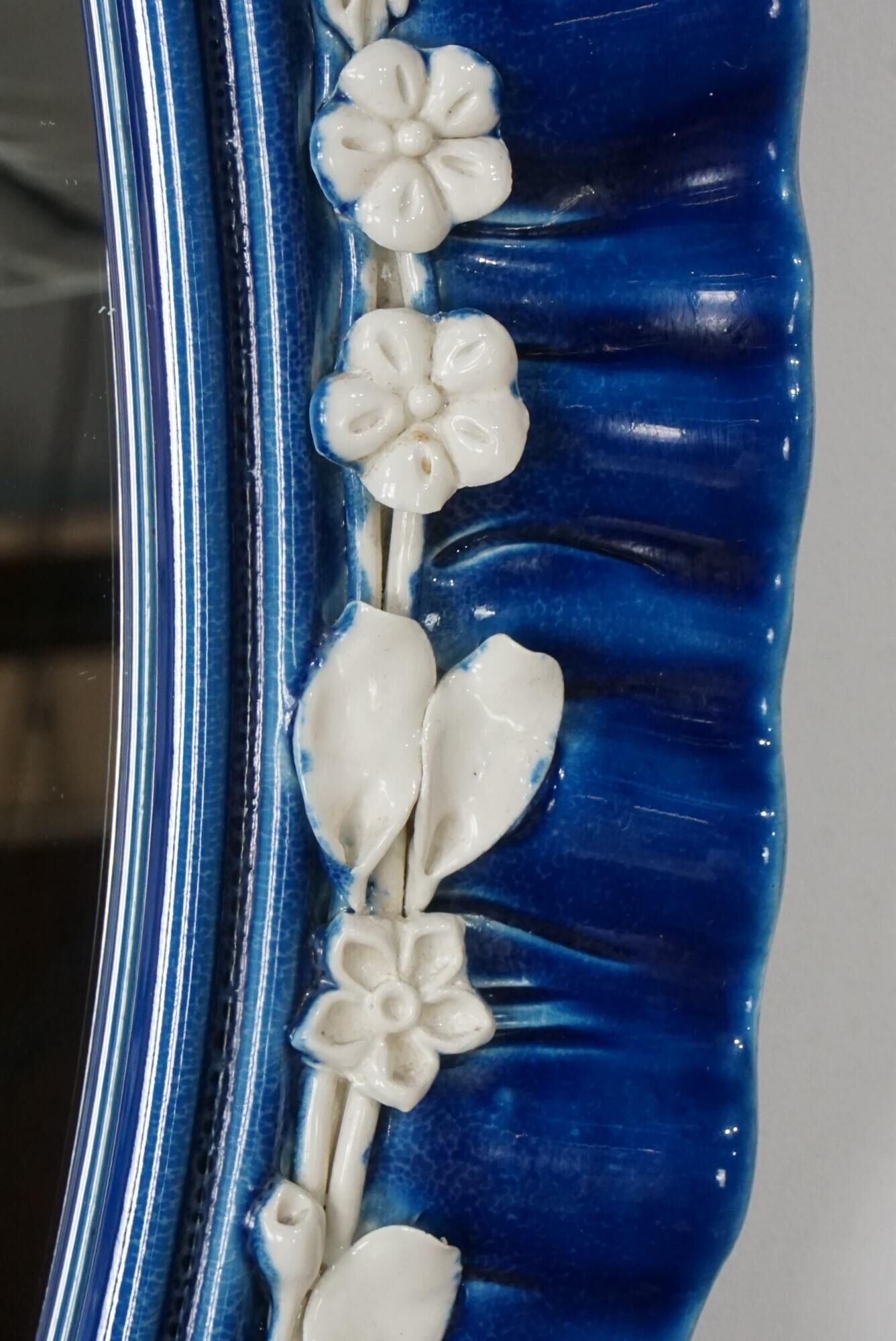 Antique mirror in porcelain from Italy - 64x50cm