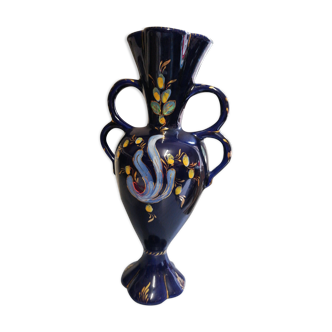 Old vase