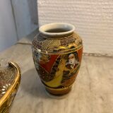 2  Japanese satsuma vases