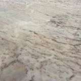 Table octogonale plateau marbre et pied en bois