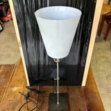 Inthai table lamp