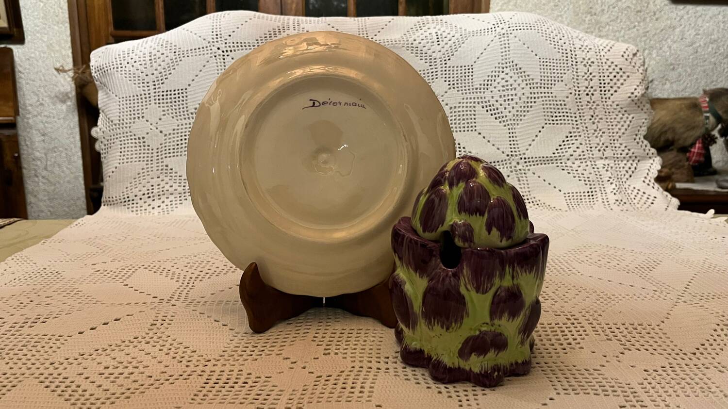 Vintage slip pot and plate