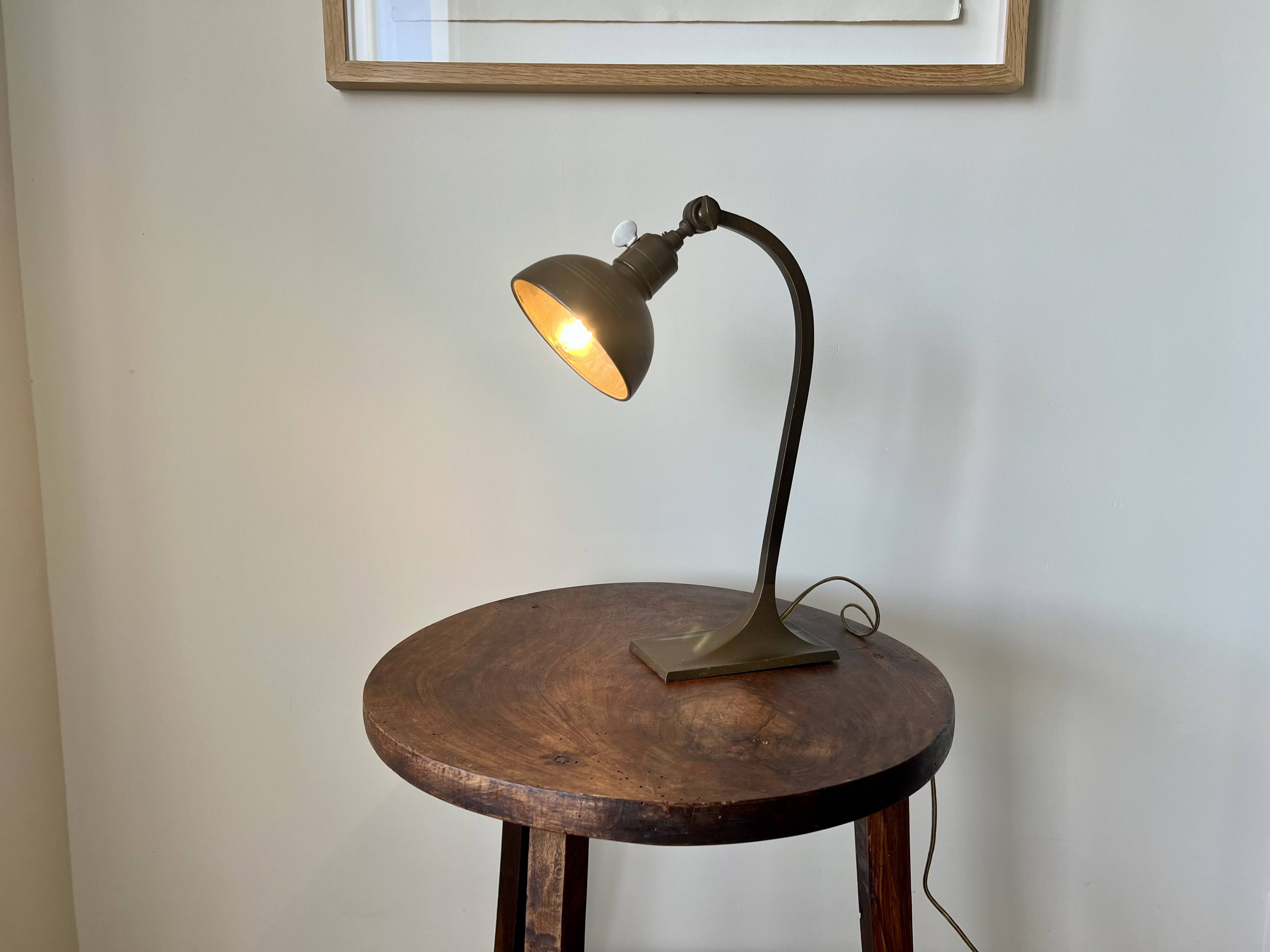 Art Deco brass table lamp, early 20th Century