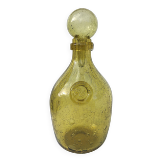 Carafe, bouteille vintage en verre bullé  Biot