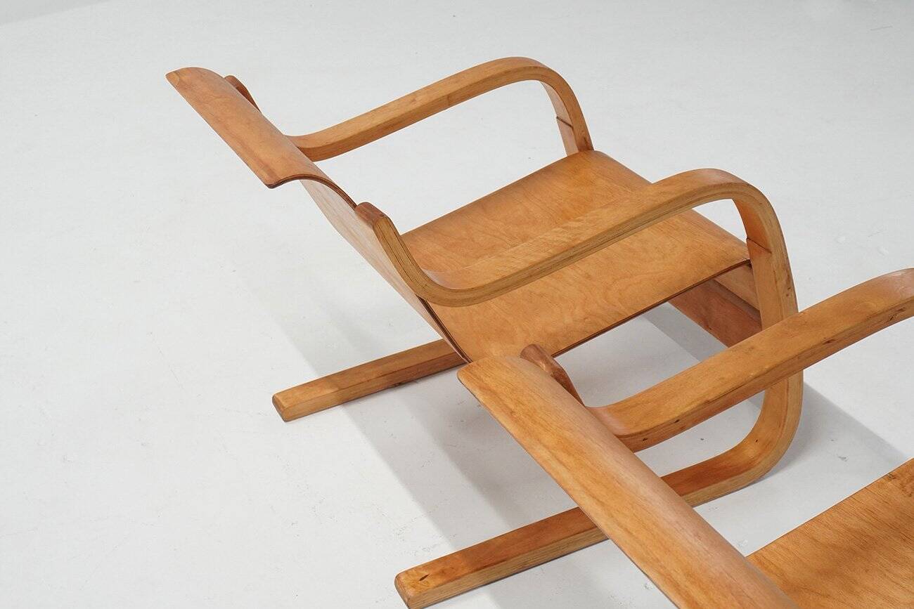 Cantilever Nr. 31 Lounge Chairs by Alvar Aalto, 1930s