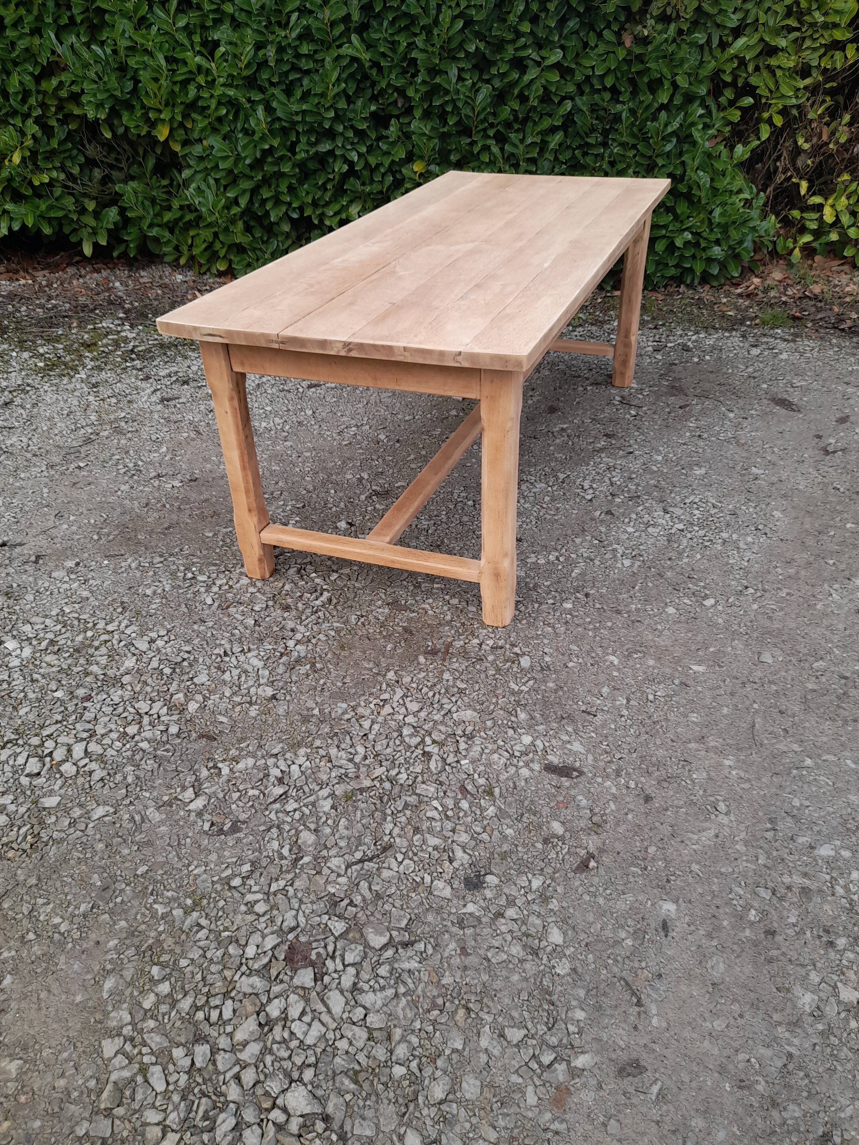 Farm table in solid oak wood raw