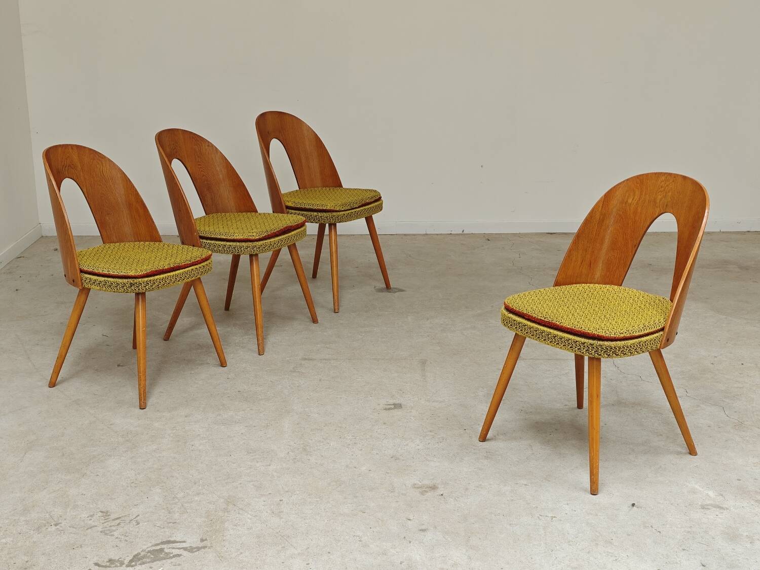 Set of 4 yellow Antonin Suman chairs for Tatra Nabytok 1960