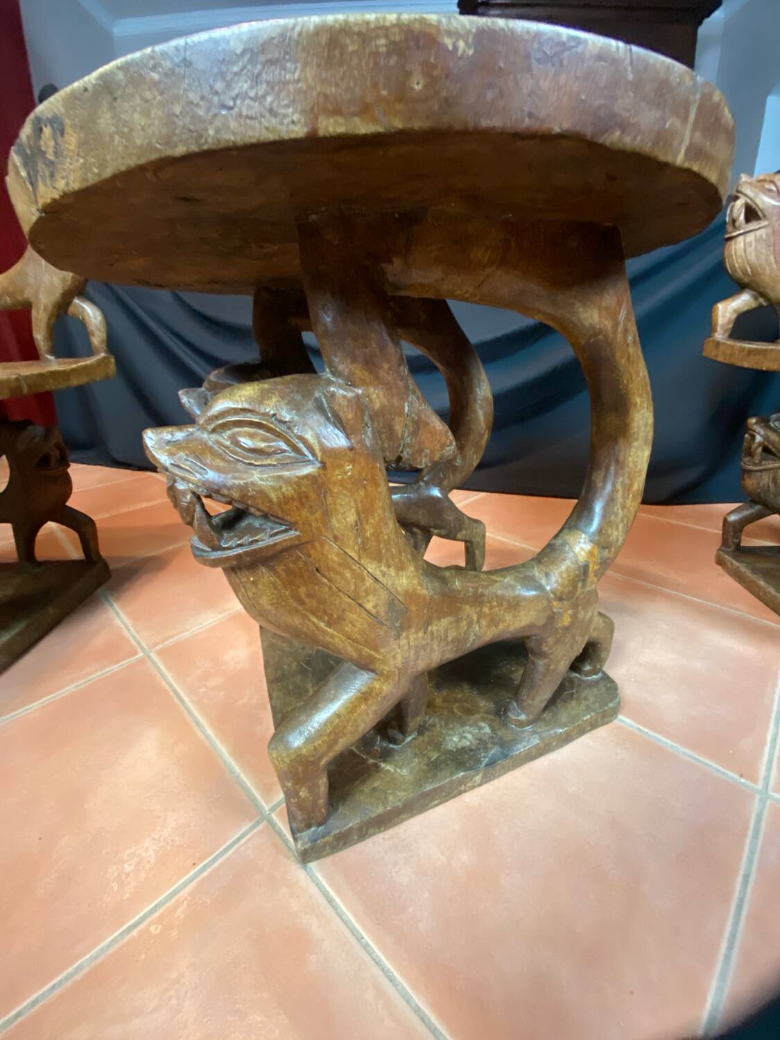 African tribal ensemble of 4 pieces of furniture for dignitaries of the Kingdom of Dahomey, Benin.