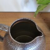 Sandstone pitcher