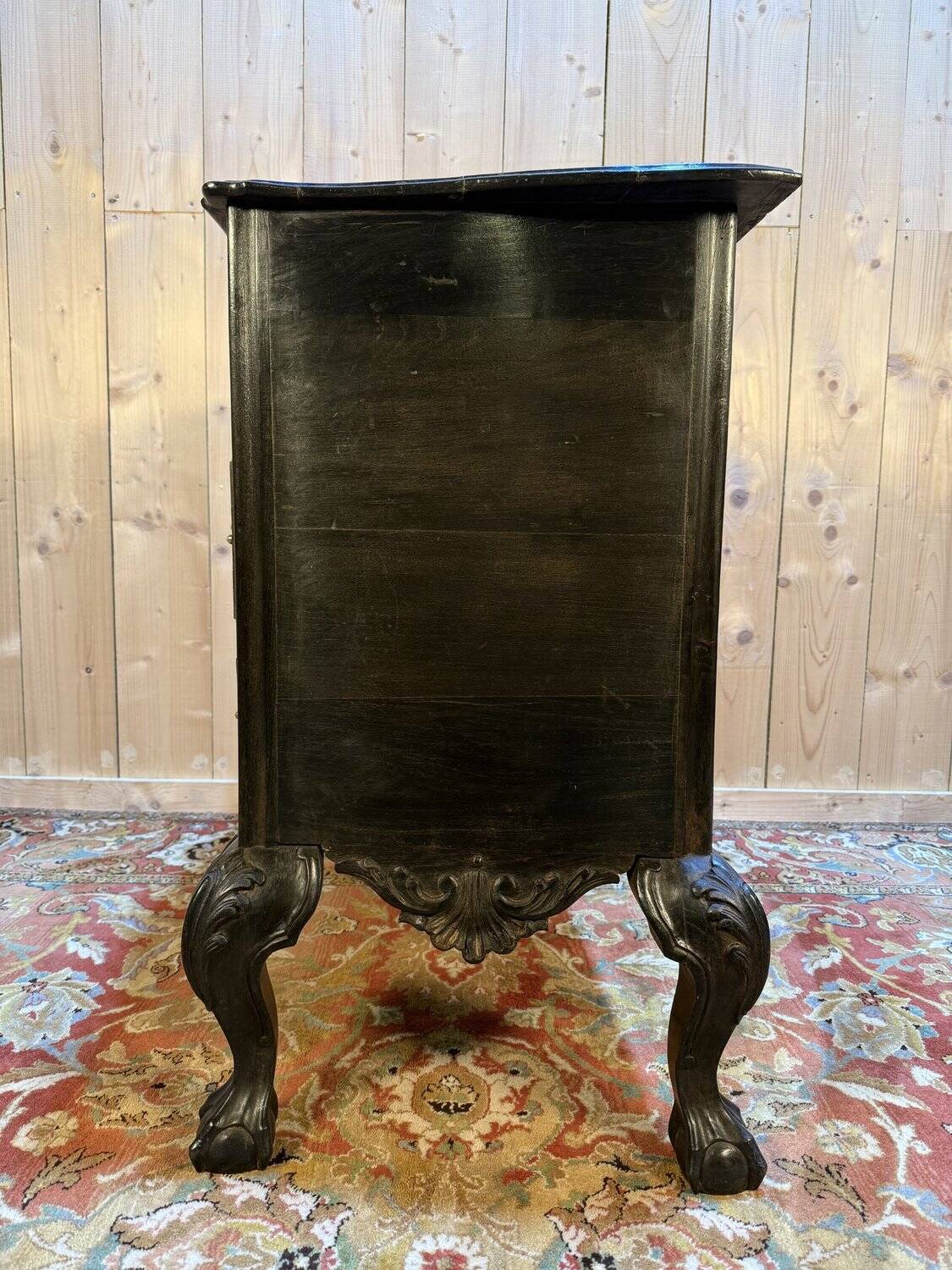 Portuguese commode in blackened wood
